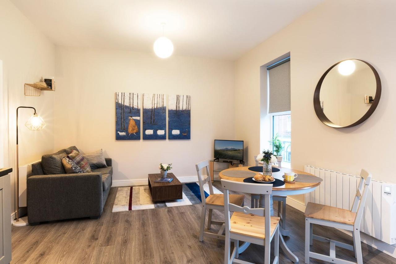 ניוקאסל Blue Door Apartments מראה חיצוני תמונה